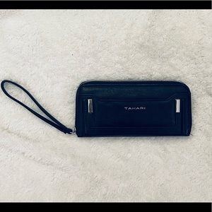 Tahari wallet